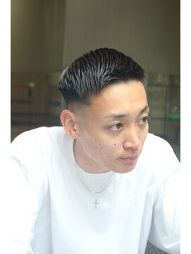 レンゲン(LENGEN) 束感刈り上げビジネス七三ツーブロックアップバング２５３