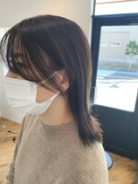 モユ(moyu) 抜け感のあるサラッとスタイル