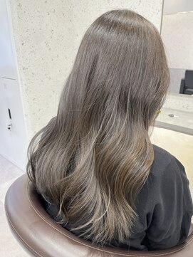 アデプト 北千住店(adept) 【adept北千住 エリスタイル】アッシュグレージュ×髪質改善TR