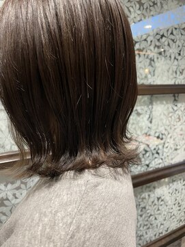 サロンドフィール 豊岡店(Salon de feel) チョコレートブラウン/レイヤーボブ/外ハネ/透明感カラー