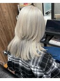 【ホワイトグレージュ×ディスコネウルフ】ハイトーン