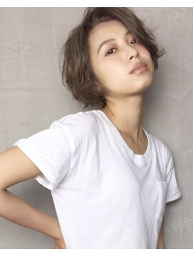 アン 青葉台(un) ◆似合わせカット【大人ガーリーくびれショート】ダークアッシュ