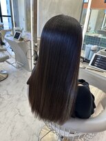 ロンドルーチェ 心斎橋(Lond luce)&nbsp;ダークアッシュ/ミディアムレイヤーカット［髪質改善/縮毛矯正］