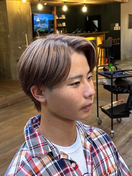 ミオ ベガ(Mio'' VEGA) ピンクグレージュアップバング