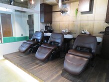 ヘアサロン レーヌ(Hair salon Reine)の雰囲気（思わず寝入ってしまう！　フルフラットの夢シャン◎）