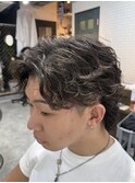 フェザーパーマ×センターパート