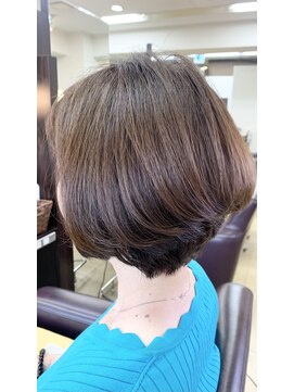 松本平太郎美容室 大宮店 イノアカラー×グラデーションボブ/30代40代50代60代