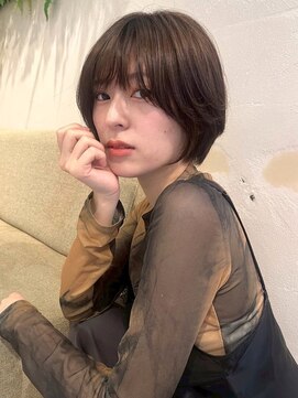 ユニバイリサ 天神大名店(uni by risa) ★ショートレイヤー グレージュ 丸みボブ グランマッシュ 20代