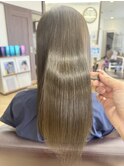 扱いやすさと上質なツヤを叶える髪質改善トリートメント