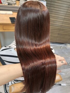 コル アサヒカワ(col asahikawa) ツヤ感ボルドーカラー