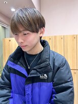 ガーデンヨコハマエスト(GARDEN YOKOHAMA est)&nbsp;メンズ　グレーベージュ　シースルーマッシュ　似合わせカット