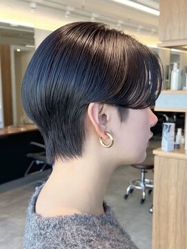 ショートヘアショートカットコンパクトショートくびれショート