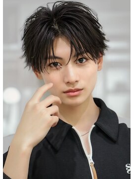 オーシャントーキョーウエスト 心斎橋 (OCEAN TOKYO WEST) フェザーパーマセンターパートショート