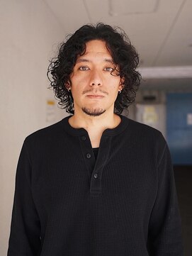 ミューズ バイ ケンジ(MUSE by KENJE) スパイラルパーマ／平塚美容室