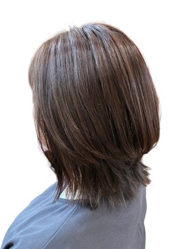 アミカ(Amica+) ショコラブラウン×くびれレイヤーボブ