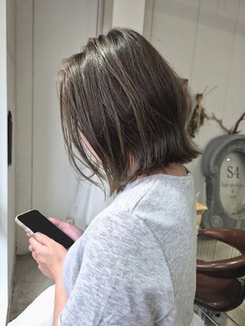 アンダーバーホワイト 広島 並木店(_WHITE) ボブ