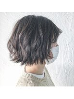 アンフィドットドゥルドゥ(AnFye.dueldo)&nbsp;【AnFye.dueldo】ショートボブ × シルバーグレーカラー