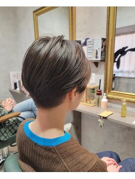 グラフ(GLaugh) ハンサムショート