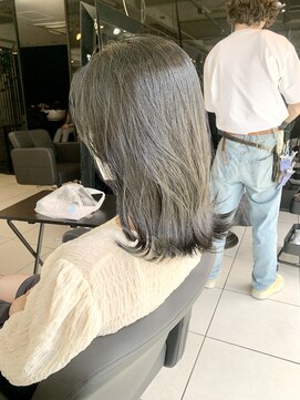 アクアオモテサンドウ(ACQUA omotesando) アッシュグレージュ