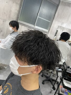 ビカムメンズヘアー 栄店(become men's hair) 【緩め波巻きパーマ】名古屋栄メンズカットツイストスパイラル