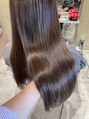 シー 岡崎(,SHE)&nbsp;ヘアケアに力入れてます！