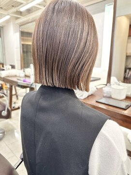キアラ(Kchiara) 切りっぱなし大人ボブ【福岡大名Kchiara瀧本】