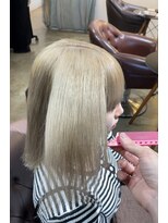 ビハインドザカーテン(BEHIND THE CURTAIN)&nbsp;ホワイトブロンド×ブリーチ×ダブルカラー