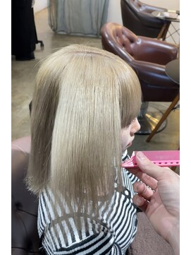 ビハインドザカーテン(BEHIND THE CURTAIN) ホワイトブロンド×ブリーチ×ダブルカラー