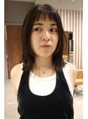 ミディアムレイヤーオン眉外はね顔まわりレイヤー表参道30代40代