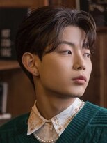 ページ(page,)&nbsp;韓国ヘアカルマパーマコンマバングセンターパート黒髪ウルフ