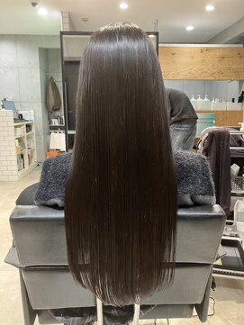 ネウィ 池袋(newi) つやストレートヘアー