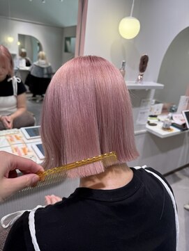 ムーム(Momb) ペールピンクカラー