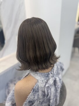 ラピス 新宿(Lapis) 【Lapis新宿】ほんのりオリーブグレージュ☆