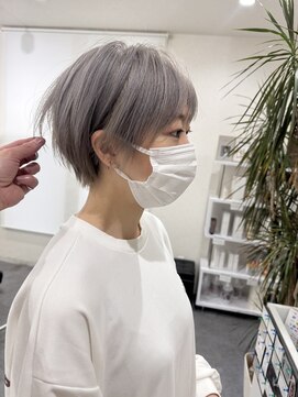 エルエスヘアー(LS HAIR) 【片山陽基】ブリーチ２回～ホワイト×コンパクトマッシュ