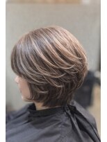 ティトラス(Titulos)&nbsp;ショートボブ