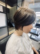 ニード(NEED)&nbsp;20代30代☆オリーブベージュショート☆