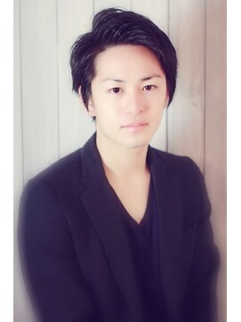 ヘアリゾート ブーケ(hair+resort bouquet) アップバングショート