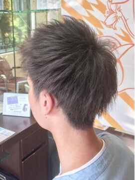 ヘアークリアー 草加 アッシュグレーハイライトカラー☆