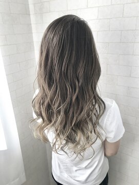 アルマヘア(Alma hair) フォギーベージュ★グラデーション