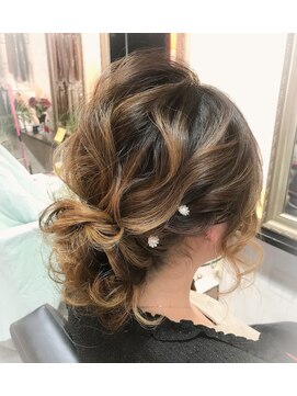 ロワローズ(Roi rose) ☆Roirose☆ヘアアレンジ☆日高