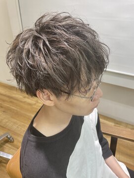 ネイビー(NAVY) ダークアッシュ×スパイラルパーマ　前下がりマッシュ