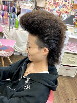 ヘアセットアップス(UP's) 男の勲章♪『オールバックリーゼント盛りヘア』￥２７５０長髪NG