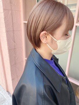 イルウィ(irwi) 【トレンド】ミルクティーベージュカラー　こなれ感ショートヘア