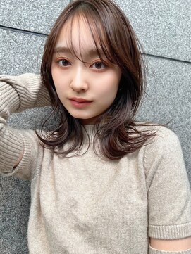 ホスタ 大阪梅田店(fosta) ベージュインナーカラーショートボブレイヤーミディアム前髪