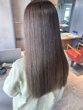 トリニティ(trinity) 艶髪・髪質改善・トリートメント・カラー【豊見城・糸満】