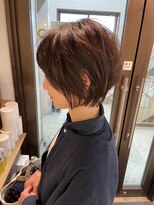 コワファーストナガサキシャンプーボーイ(COIFF1RST NAGASAKI SHAMPOO BOY)&nbsp;大人ショートボブ丸みショートカットマッシュショート前髪あり