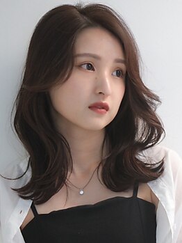 チップタップ 保谷店(tip top)の写真/“白髪が気になり始めた大人女性必見！”髪のダメージを最小限に抑え、理想の髪色に♪