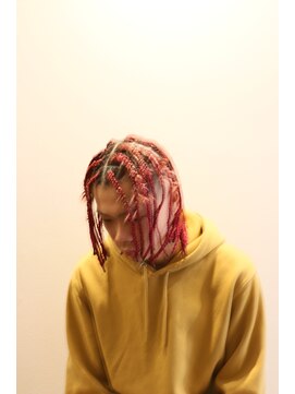 キューカンバー(CUCUMBER) ボックスブレイズ　エクステ使用　メンズ