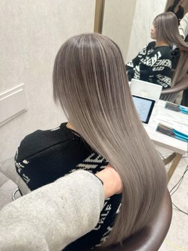 ロンド レア 天神大名店(Lond Le’a) ケアブリーチで成人式映えカラー♪