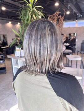 バレイヤージュカラー